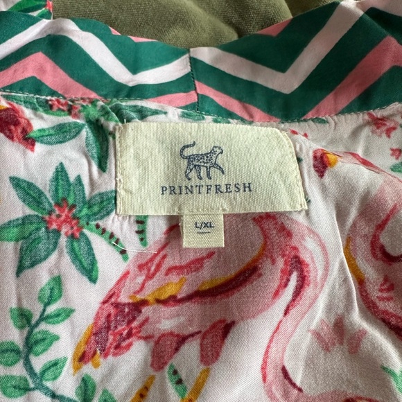 Printfresh Eco—Satin Flock of Flamingos Robe NWT - Picture 3 of 6